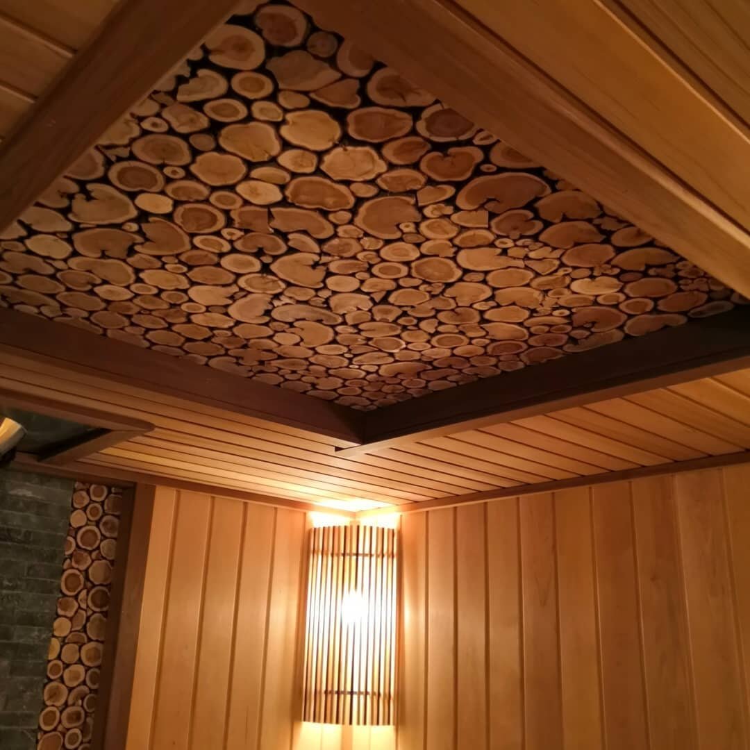 Отделка деревянного потолка